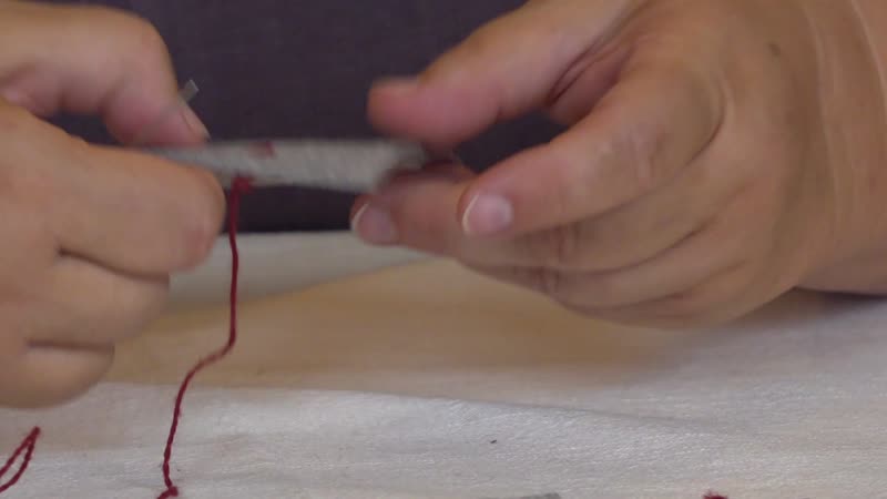 10. Hímzés: Keresztszemes hímzés perforált filcre